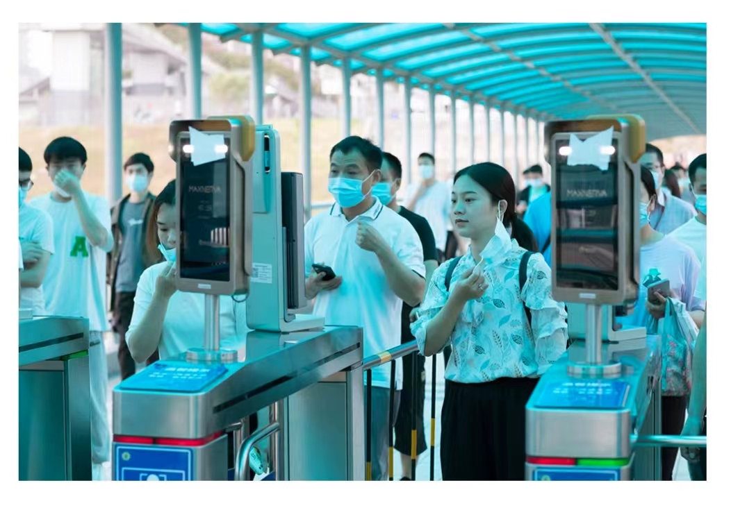 富士康跻身全球电子行业领先行列